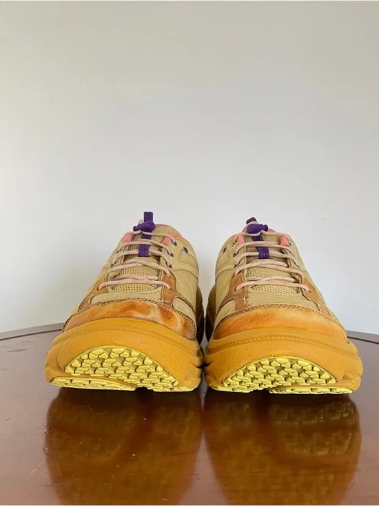 Hoka Unisex Bondi B3LS Varsity Yellow Running Sneakers - Picture 4 of 8